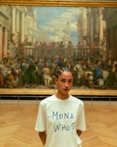 «Mona Who?»: Лувр випускає новий мерч